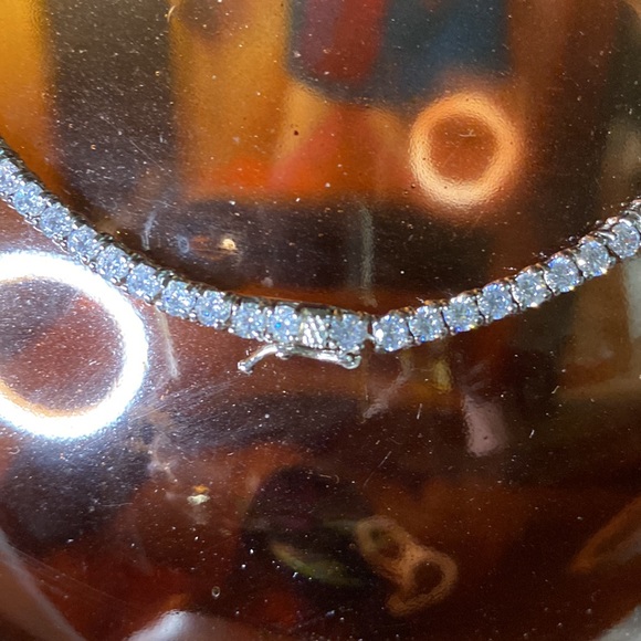 Sterling silver CZ‘s 18 inch necklace - Picture 8 of 13